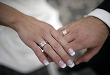 Trauung - J&ouml;rg Carstensen/dpa