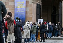 Andrang bei Caspar-David-Friedrich-Ausstellung - Jens Kalaene/dpa