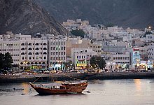 Hafen von Muscat - Foto: Andrea Warnecke