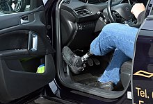 Beinprothese - Martin Schutt/dpa