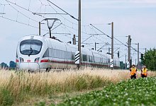 Angriff in ICE in Niederbayern - Armin Weigel/dpa