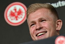 Pressekonferenz Eintracht Frankfurt - Jonathan Burkardt - Arne Dedert/dpa