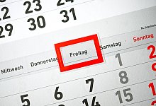 Arbeitszeit - Sina Schuldt/dpa