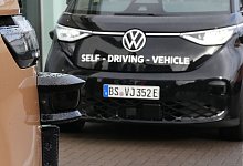 Testfahrt mit autonomen ID. Buzz AD - Marcus Brandt/dpa