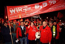 Beschäftigte streiken - IG Metall