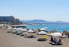 Viele sehnen sich nach Meer - Foto: Tobias Schormann/dpa-tmn