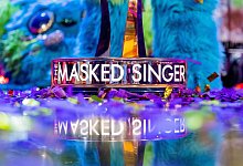 Pokal &laquo;Masked Singer&raquo; - Rolf Vennenbernd/dpa