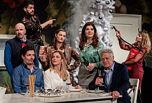 alle-unter-einer-tanne-theater-an-der-ko - Theater an der Kö