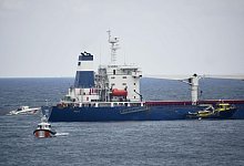 Die unter der Flagge Sierra Leones fahrende Razoni, die mit 26.000 Tonnen Mais beladen ist, ist das erste Frachtschiff, das die Ukraine seit der russischen Invasion verlassen hat und 1. August in Odessa in See stach. - -/kyodo/dpa