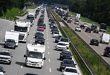 ADAC erwartet heftiges Stau-Wochenende - Felix H&ouml;rhager/dpa