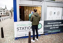 Corona-Teststation - Foto: Hauke-Christian Dittrich/dpa