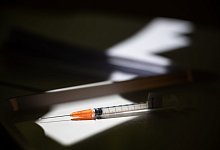 Corona-Impfung - Foto: Sebastian Gollnow/dpa