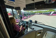 DB-Busflotte - Andreas Arnold/dpa