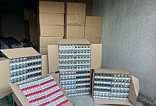 Handel mit illegalen Zigaretten - --/ZFA Essen/dpa