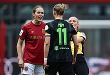 Bayern M&uuml;nchen - VfL Wolfsburg - Daniel L&ouml;b/dpa