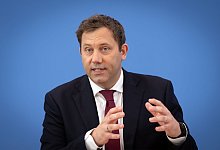 Pressekonferenz Bundesfinanzminister Klingbeil - Soeren Stache/dpa