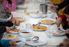 Schulessen - Sebastian Gollnow/dpa/Symbolbild