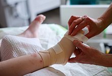 Kleine K&auml;the leidet an der Schmetterlingskrankheit - Jan Woitas/dpa