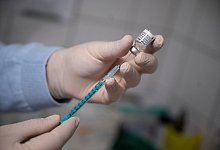 Corona-Impfung - Foto: Sebastian Gollnow/dpa