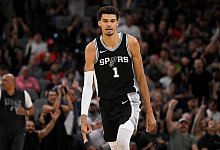 San Antonio Spurs - Houston Rockets - Darren Abate/AP/dpa