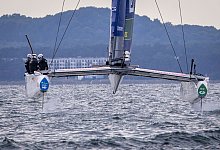Vorbereitung für SailGP - Jens Büttner/dpa