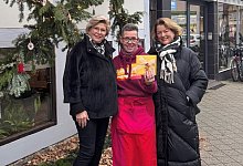 spendenubergabe-golfdamen-lgc - 1 - Lippischer Golfclub