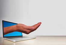 laptop-3717895 - Pixabay/geralt