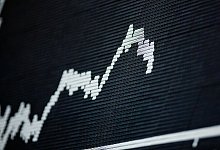 Blick auf den Aktienkurs des DAX an der B&ouml;rse - Frank Rumpenhorst/dpa-tmn