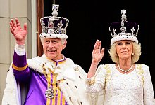 König Charles III. und Königin Camilla - Leon Neal/PA Wire/dpa