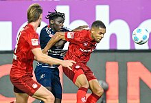 1. FC Kaiserslautern - Hamburger SV - Uwe Anspach/dpa