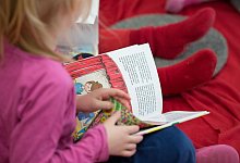 Lesen in der Kita - Daniel Reinhardt/dpa