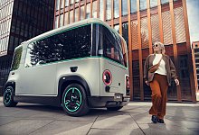 holon_mover - Julia Marie Werner