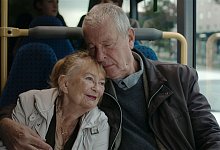 In der Kurzfilm-Sparte &laquo;Narrative&raquo; wurde Regisseur W. Reinhart (Hochschule f&uuml;r Fernsehen und Film M&uuml;nchen) mit seinem Film &laquo;Eigenheim&raquo; mit einem Studenten-Oscar ausgezeichnet. - -/Hochschule f&uuml;r Fernsehen und Film M&uuml;nchen/dpa