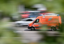 Rettungswagen - Symbolbild - Sebastian Gollnow/dpa