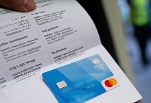 Bezahlkarten f&uuml;r Asylbewerber - 1 - picture alliance/dpa