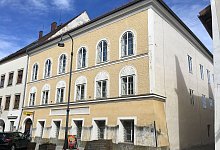 Kritik an Nutzung des Hitler-Hauses als Polizeiinspektion - Matthias R&ouml;der/dpa