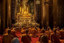 Mönche in Thailand - Peerapon Boonyakiat/SOPA Images via ZUMA Press Wire/dpa