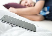 Digitale Helfer f&uuml;r besseren Schlaf - Karolin Kr&auml;mer/dpa-tmn