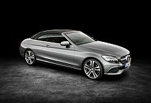 Der Täter mietete bei einer Mietwagenfirma ein hochwertiges C-Klasse Cabrio, um es möglichst schnell zu verkaufen. - © Daimler AG