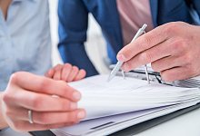 Beratungsgespräch - Christin Klose/dpa-tmn