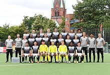 Das Team des FC Teutonia 05 Ottensen posiert in Hamburg f&uuml;r ein Teamfoto. - Michael Schwartz/dpa