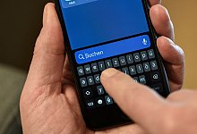 Illustration - Chatten - Jens Kalaene/dpa