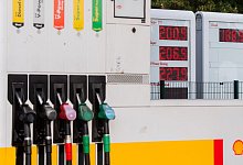 Spritpreise - Foto: Julian Stratenschulte/dpa