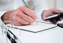 Finanzplan f&uuml;r den Ruhestand - Foto: Christin Klose/dpa-tmn