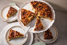 Walliser Gem&uuml;sekuchen &laquo;Cholera&raquo; - Christin Klose/dpa-tmn