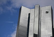 Deutsche Bank - Foto: Arne Dedert/dpa