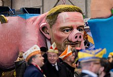 Richtfest K&ouml;lner Rosenmontagszug - Rolf Vennenbernd/dpa