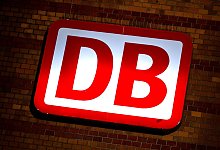 Deutsche Bahn - Logo - Sina Schuldt/dpa