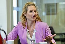 Hintergrundgespräch Verena Mertens MdEP - 1 - Peter Unger