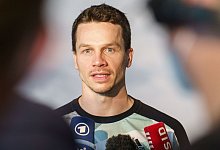 Fahnentr&auml;ger - Foto: Frank Rumpenhorst/DOSB/dpa